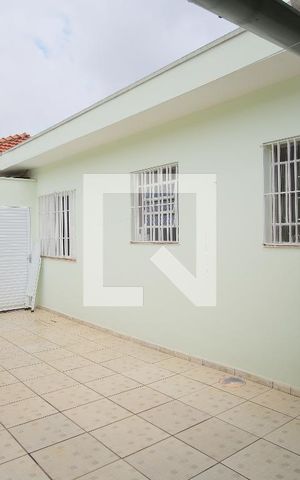 Casa à venda com 110m², 2 quartos e 3 vagasQuintal