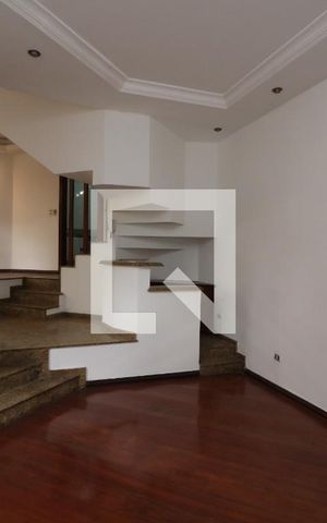 Casa para alugar com 350m², 3 quartos e 5 vagasSala