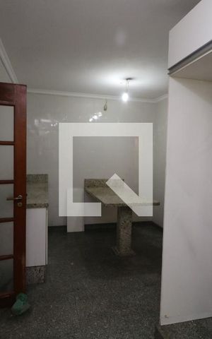 Casa para alugar com 350m², 3 quartos e 5 vagasCozinha