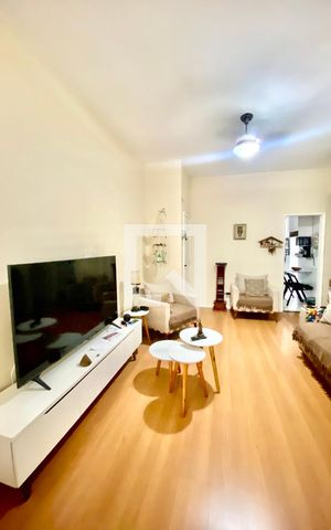 Apartamento à venda com 76m², 2 quartos e 1 vaga Apartamento à venda com 76m², 2 quartos e 1 vagaSala
