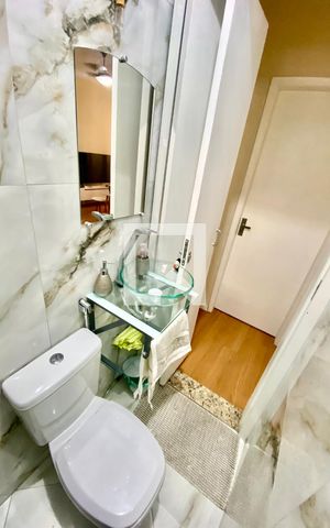 Apartamento à venda com 76m², 2 quartos e 1 vaga Apartamento à venda com 76m², 2 quartos e 1 vagaBanheiro 2