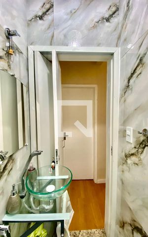Apartamento à venda com 76m², 2 quartos e 1 vaga Apartamento à venda com 76m², 2 quartos e 1 vagaBanheiro 2