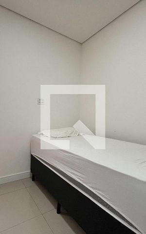Apartamento à venda com 85m², 3 quartos e sem vaga Apartamento à venda com 85m², 3 quartos e sem vagaSuite 1
