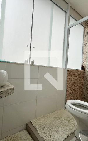 Apartamento à venda com 85m², 3 quartos e sem vaga Apartamento à venda com 85m², 3 quartos e sem vagaBanheiro da Suíte 1