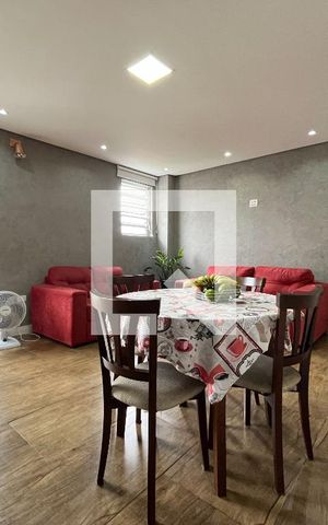 Apartamento à venda com 85m², 3 quartos e sem vaga Apartamento à venda com 85m², 3 quartos e sem vagaSala