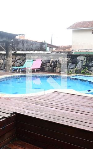 Apartamento para alugar com 640m², 8 quartos e 8 vagasPiscina