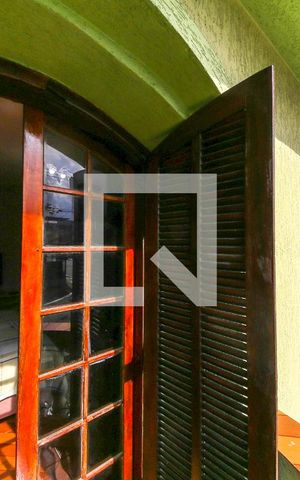 Casa à venda com 139m², 3 quartos e 2 vagas Casa à venda com 139m², 3 quartos e 2 vagasVaranda Suíte