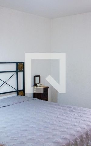 Casa à venda com 615m², 5 quartos e 4 vagas Casa à venda com 615m², 5 quartos e 4 vagasSuíte