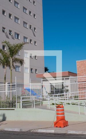 Apartamento para alugar com 60m², 2 quartos e 1 vaga Apartamento para alugar com 60m², 2 quartos e 1 vagaFachada