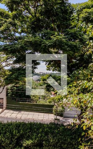 Casa à venda com 460m², 4 quartos e 4 vagas Casa à venda com 460m², 4 quartos e 4 vagasVista do Quarto 4