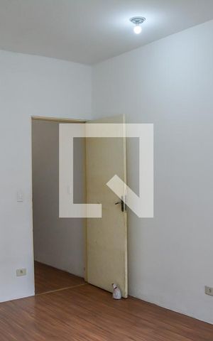 Casa à venda com 85m², 1 quarto e sem vaga Casa à venda com 85m², 1 quarto e sem vagaSala