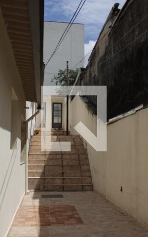 Casa para alugar com 40m², 1 quarto e sem vagaÁrea externa