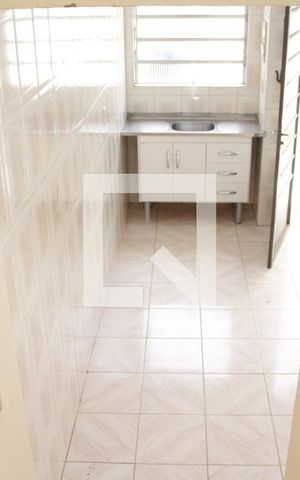 Casa para alugar com 40m², 1 quarto e sem vaga Casa para alugar com 40m², 1 quarto e sem vagaCozinha