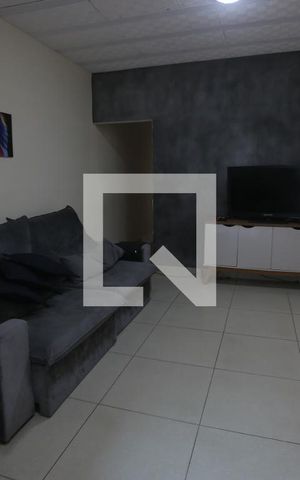 Casa à venda com 609m², 5 quartos e 4 vagasCasa 2 sala