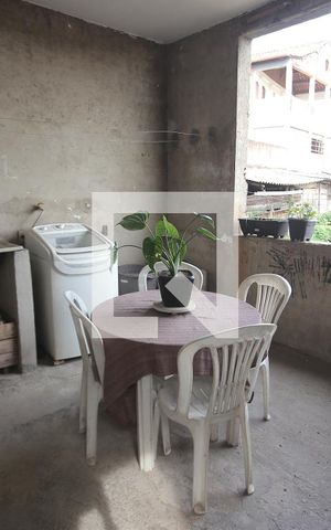 Casa à venda com 609m², 5 quartos e 4 vagasÁrea de Serviço