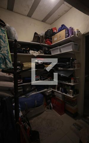 Casa à venda com 609m², 5 quartos e 4 vagasCloset da suíte