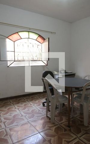 Casa à venda com 609m², 5 quartos e 4 vagasquarto