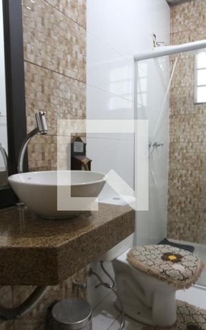 Casa à venda com 609m², 5 quartos e 4 vagasCasa 2  banheiro