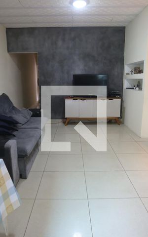 Casa à venda com 609m², 5 quartos e 4 vagasCasa 2 sala