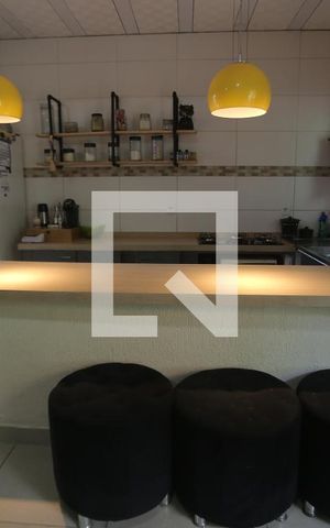 Casa à venda com 609m², 5 quartos e 4 vagasCasa 2 Cozinha
