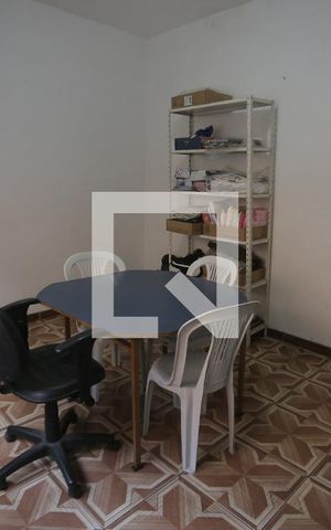 Casa à venda com 609m², 5 quartos e 4 vagasquarto