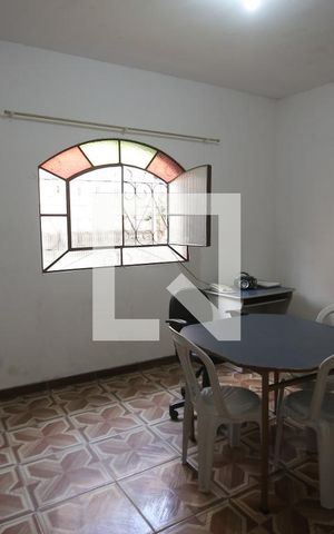 Casa à venda com 609m², 5 quartos e 4 vagasquarto