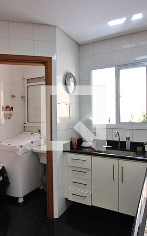 Apartamento à venda com 70m², 2 quartos e 1 vagaCozinha