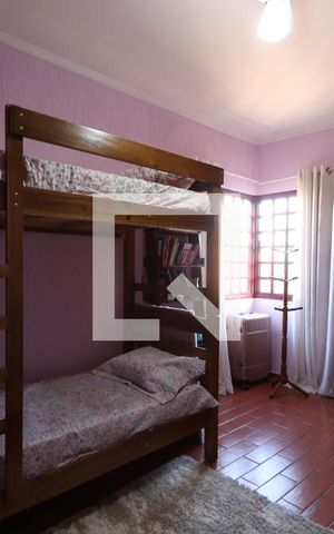Casa à venda com 280m², 3 quartos e 5 vagasQuarto 2