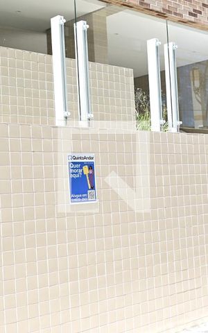 Apartamento para alugar com 66m², 2 quartos e 1 vagaFachada
