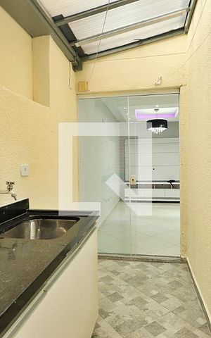Apartamento à venda com 64m², 2 quartos e 1 vagaÁrea de Serviço