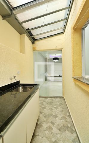 Apartamento à venda com 64m², 2 quartos e 1 vagaÁrea de Serviço