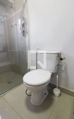 Casa à venda com 120m², 4 quartos e 2 vagasBanheiro da Suíte