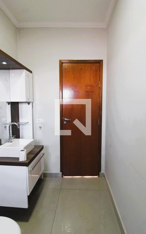 Casa à venda com 120m², 4 quartos e 2 vagasBanheiro da Suíte