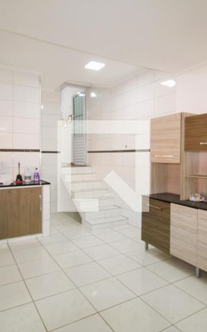 Casa à venda com 120m², 4 quartos e 2 vagasCozinha