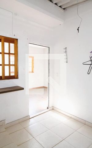Casa à venda com 120m², 4 quartos e 2 vagasÁrea de Serviço