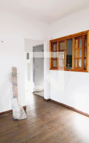 Casa à venda com 120m², 4 quartos e 2 vagasSuíte