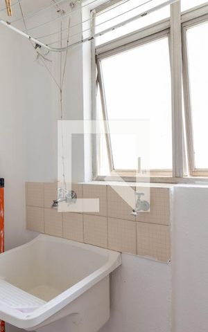 Apartamento à venda com 60m², 2 quartos e 1 vagaÁrea de Serviço