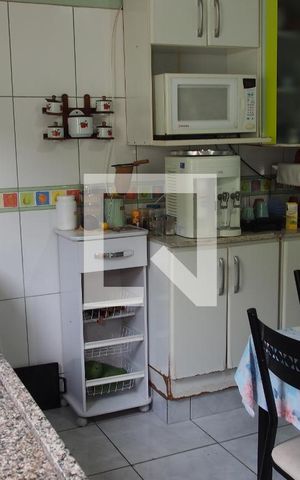 Casa à venda com 299m², 3 quartos e 2 vagasCozinha