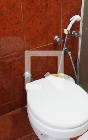 Casa à venda com 299m², 3 quartos e 2 vagasBanheiro da Suíte 1