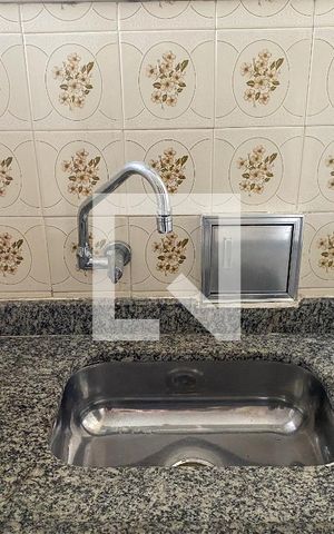 Apartamento à venda com 100m², 2 quartos e sem vaga Apartamento à venda com 100m², 2 quartos e sem vagaCozinha