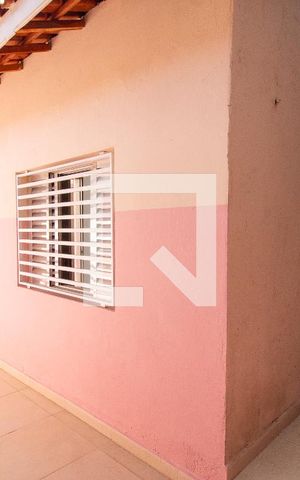 Casa à venda com 150m², 3 quartos e 4 vagas Casa à venda com 150m², 3 quartos e 4 vagasÁrea de Serviço