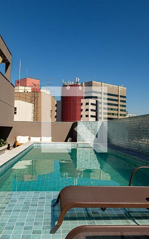Studio à venda com 25m², 1 quarto e sem vaga Studio à venda com 25m², 1 quarto e sem vagaPiscina