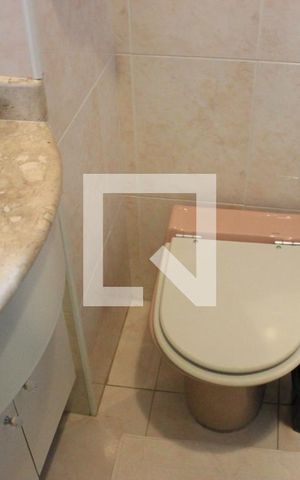 Casa à venda com 157m², 3 quartos e 4 vagasBanheiro 1