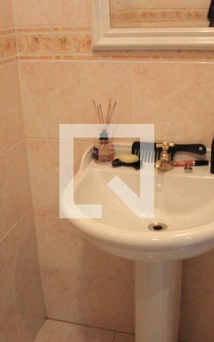 Casa à venda com 157m², 3 quartos e 4 vagasLavabo