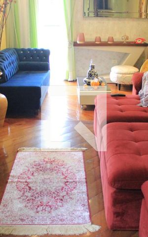 Casa à venda com 157m², 3 quartos e 4 vagasSala