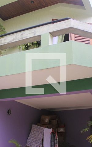 Casa à venda com 157m², 3 quartos e 4 vagasGaragem