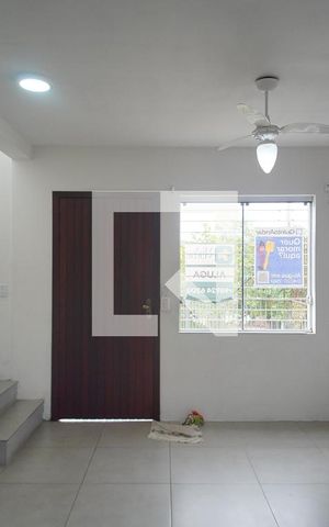 Casa de condomínio para alugar com 59m², 2 quartos e 2 vagas Casa de condomínio para alugar com 59m², 2 quartos e 2 vagasSala/Cozinha
