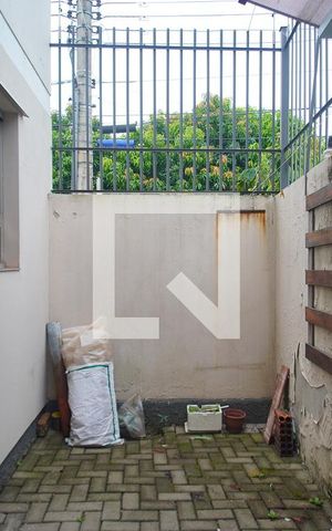 Casa de condomínio para alugar com 59m², 2 quartos e 2 vagas Casa de condomínio para alugar com 59m², 2 quartos e 2 vagasVista da Sala