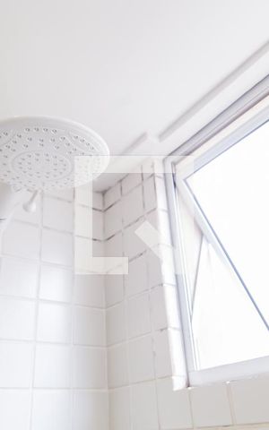 Apartamento à venda com 97m², 2 quartos e 1 vaga Apartamento à venda com 97m², 2 quartos e 1 vagaBanheiro Social 1 - Chuveiro