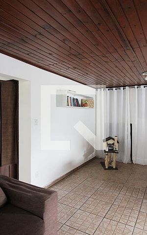Casa à venda com 344m², 4 quartos e 6 vagasSala Edícula  